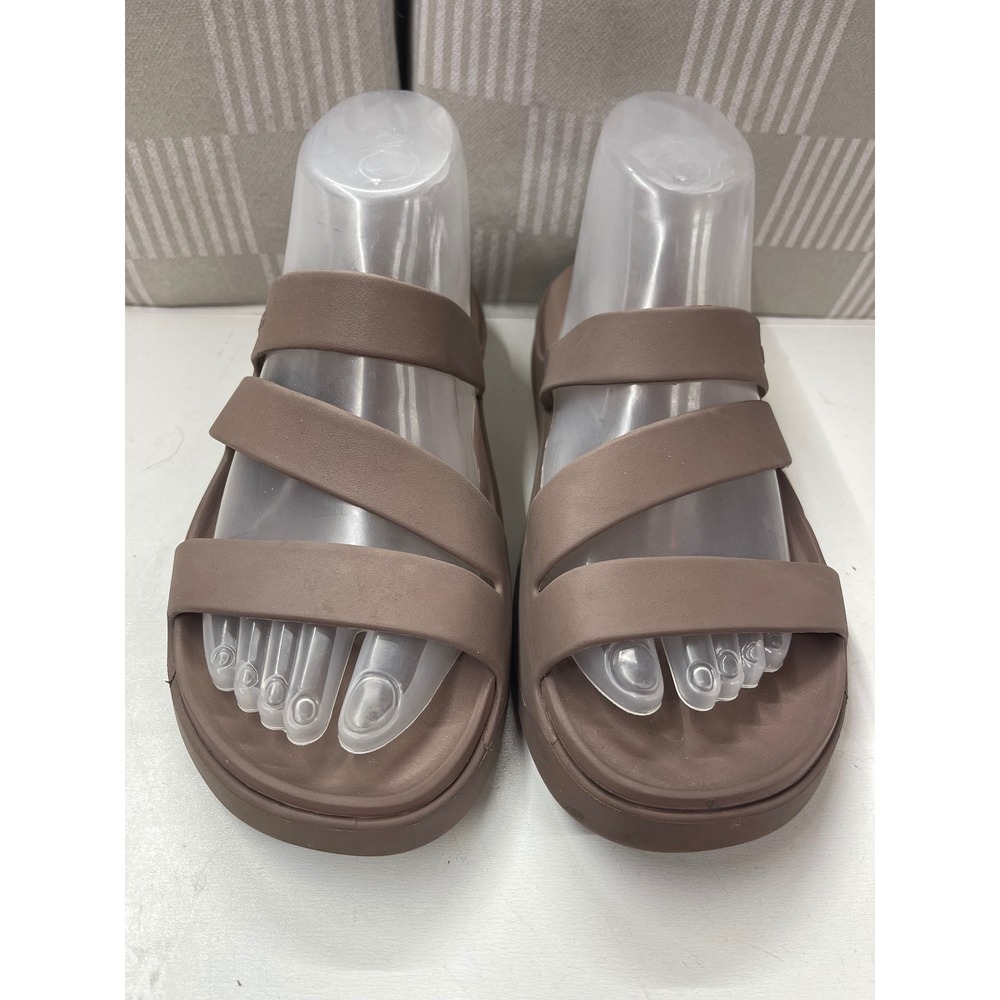 Crocs Brooklyn Luxe Slide Sandals Womens 9 Mushroom Brown Platform Triple Strap